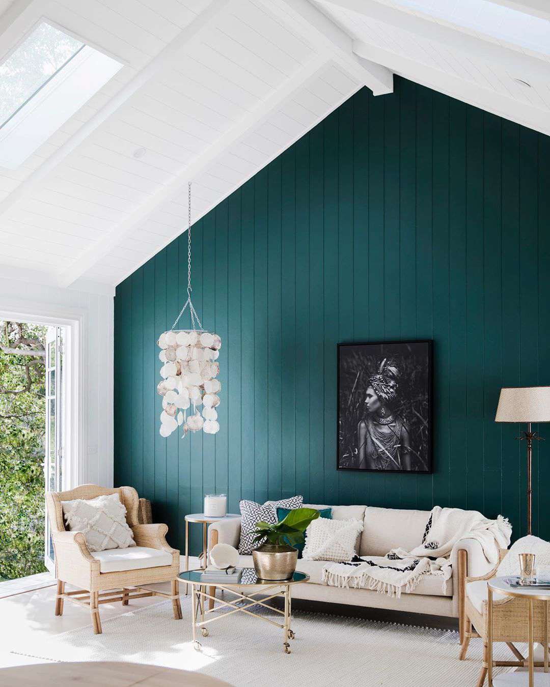 Living room with a patterned wallpaper accent wall